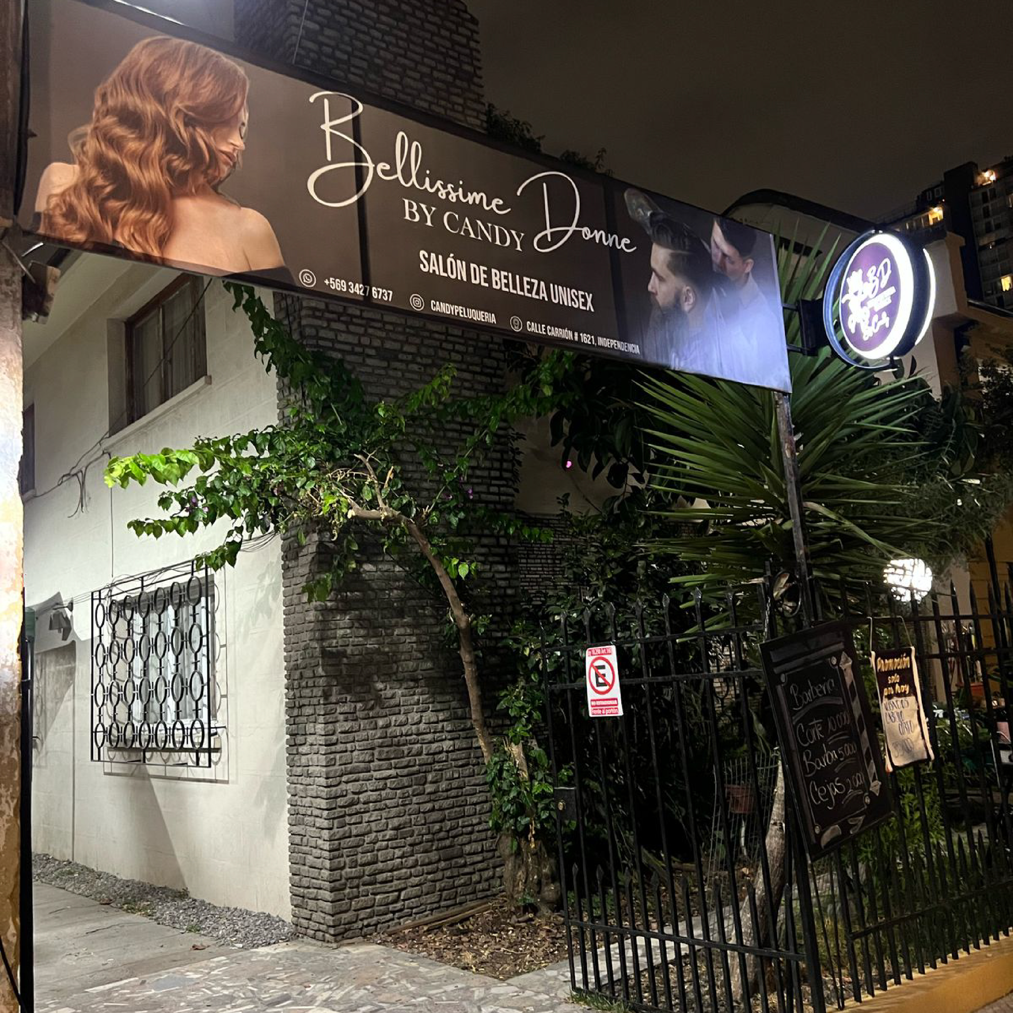 Letrero rompetráfico Bellissime Donne instalado por Paradiso Gráfico